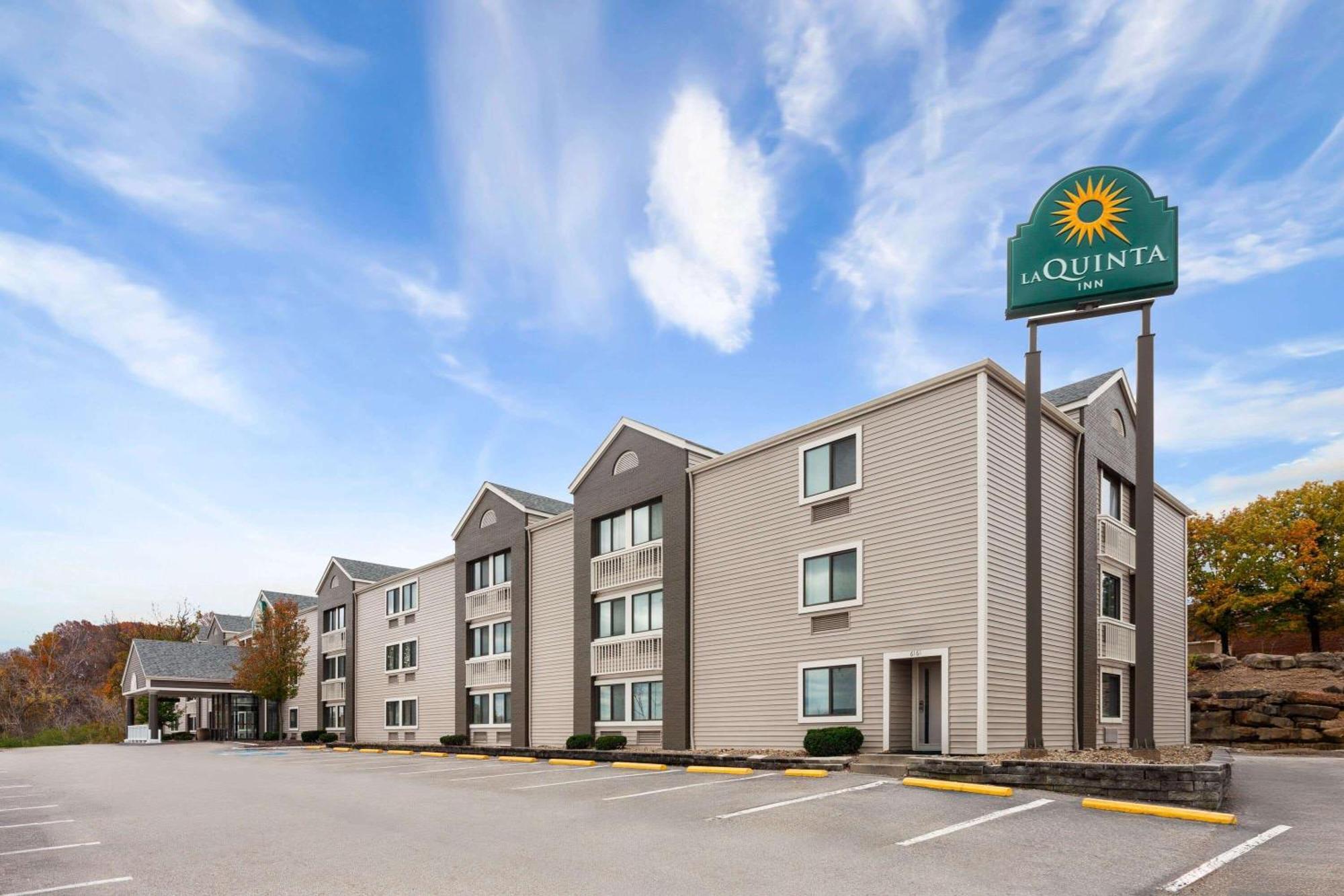 La Quinta Inn By Wyndham Cleveland Индипендънс Екстериор снимка
